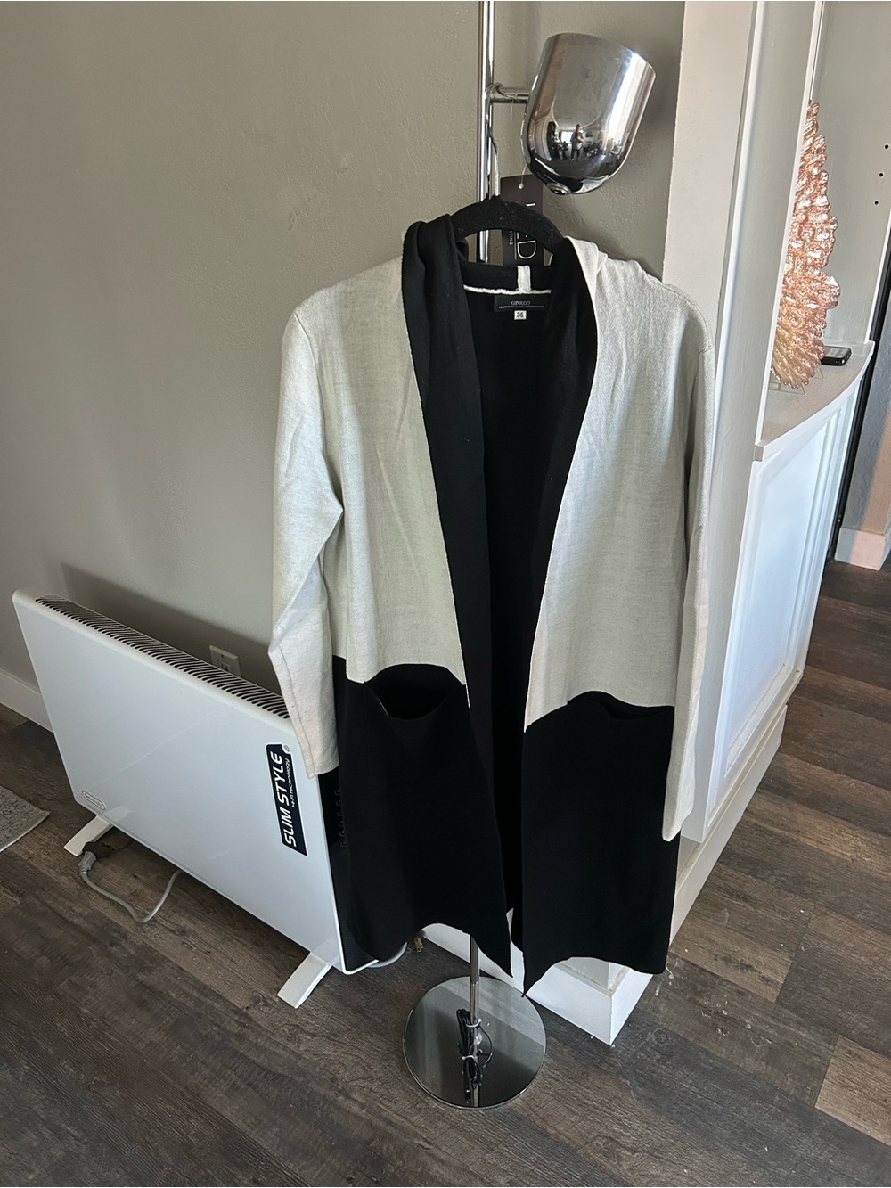 Open-Front Two-Tone Black and white Cotten Blend Women's Hooded Cardigan